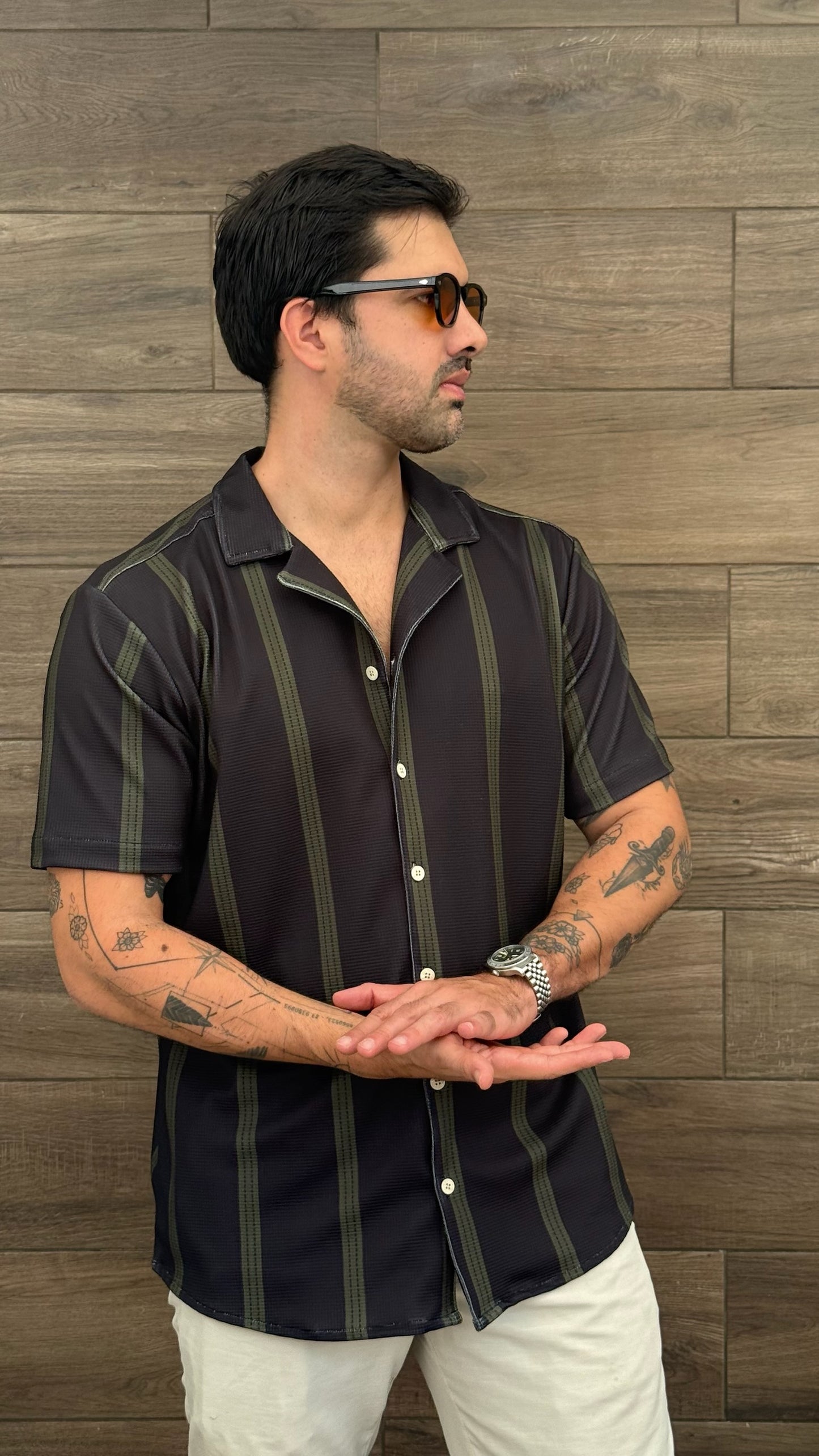 Riviera Shirt (Negro y Verde)