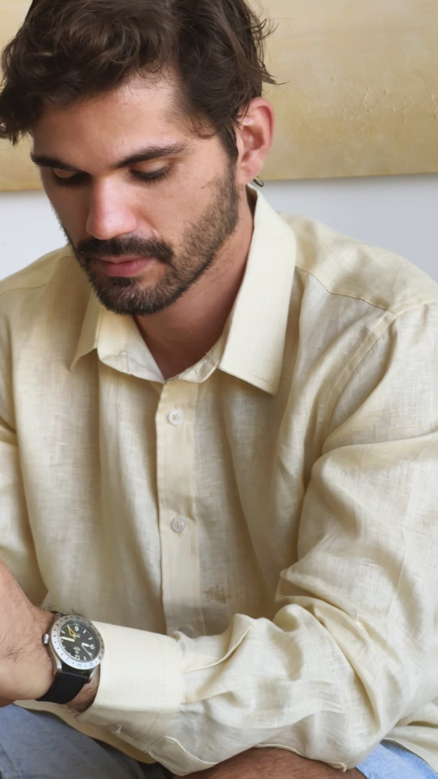 Camisa de lino triblend manga larga amarillo claro