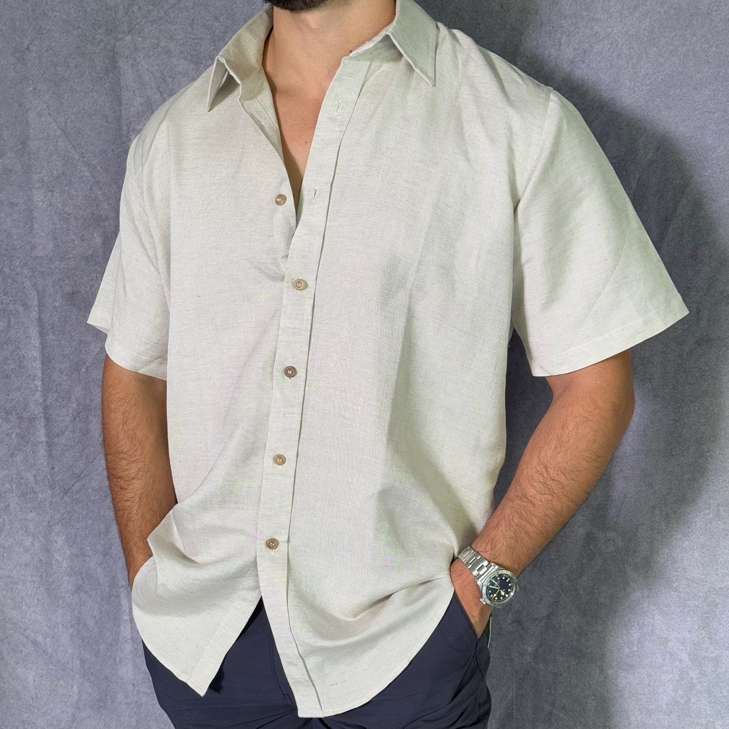 Camisa de lino triblend manga corta color arena