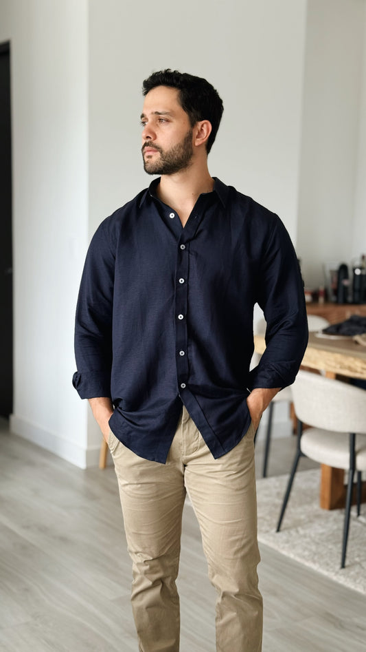 Camisa de lino triblend manga larga color azul navy