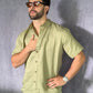 Camisa de lino verde olivo manga corta 2
