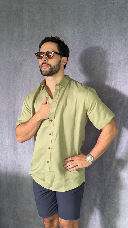 Camisa de lino verde olivo manga corta 2