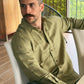 Camisa de lino verde olivo manga larga