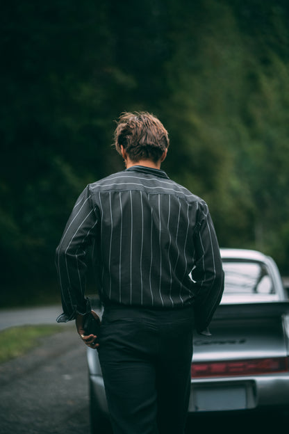 Hybrid Linen Shirt - Negro con rayas blancas