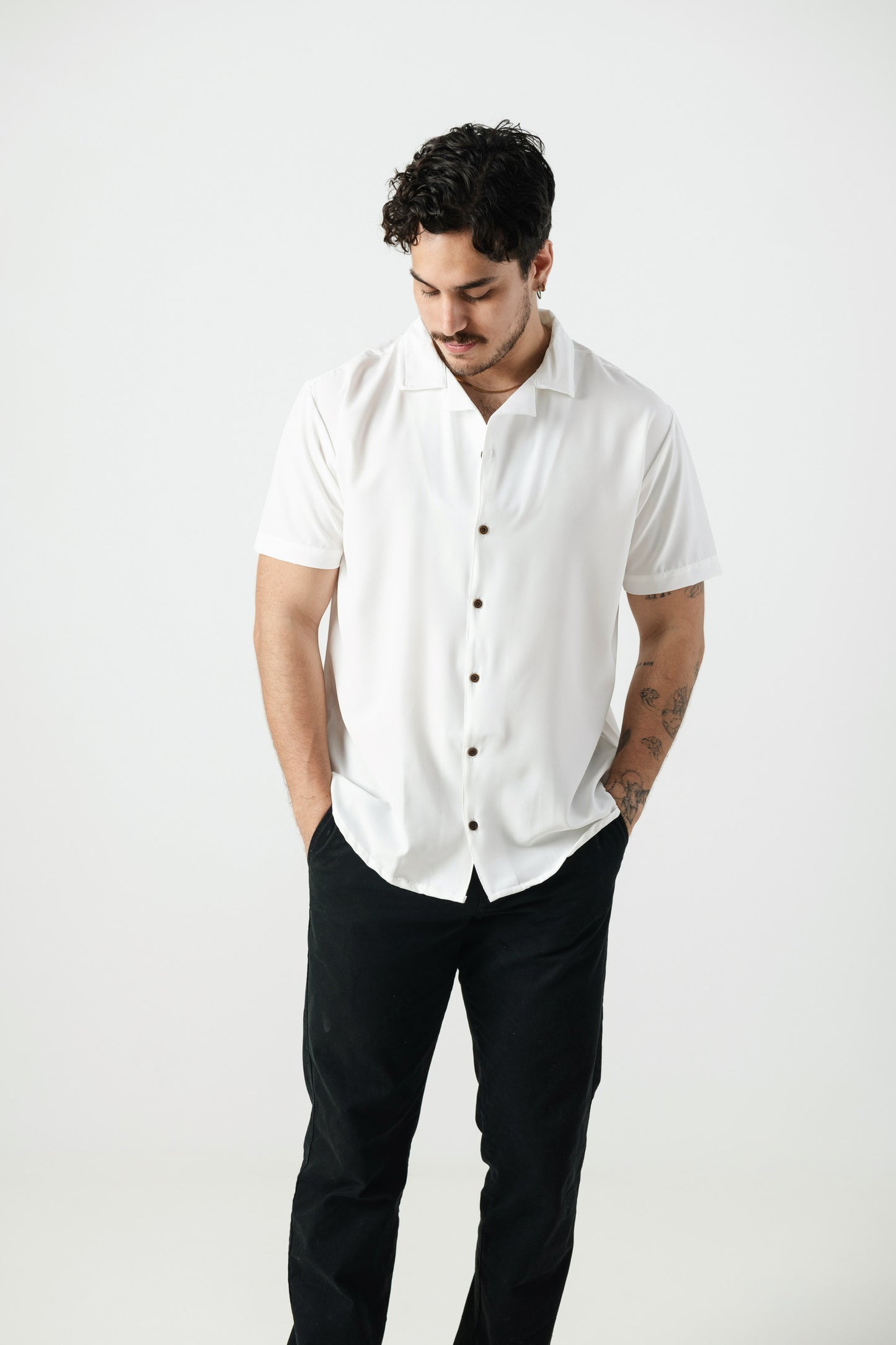 Camisa Lisa Blanca Botones de Madera