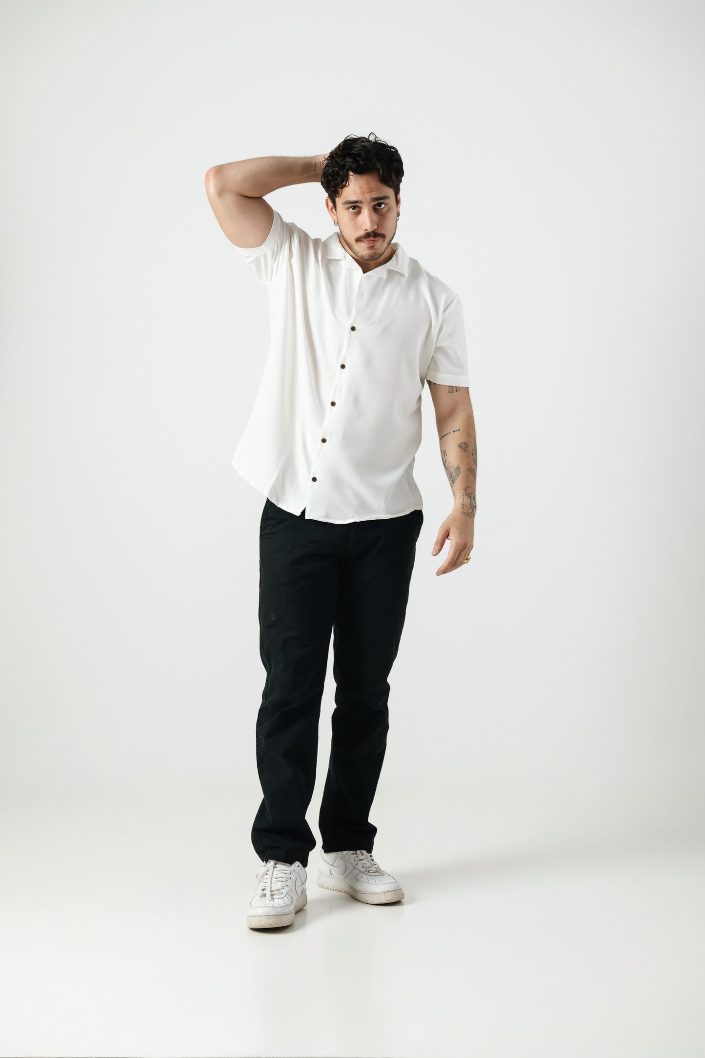 Camisa Lisa Blanca Botones de Madera