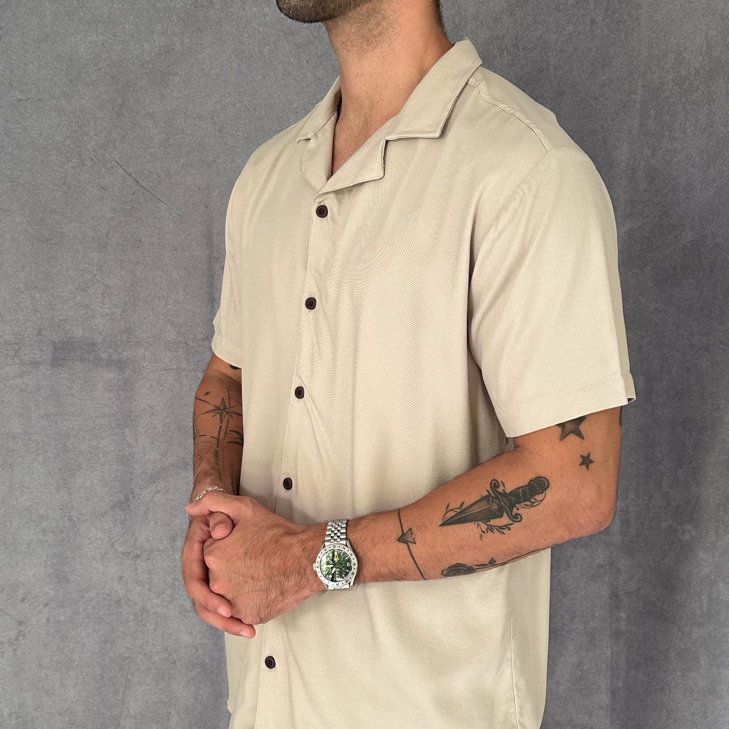 The Sunday Shirt Beige