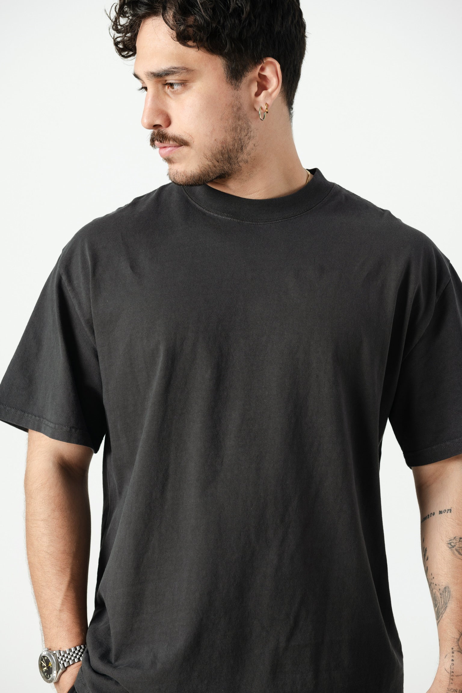 Oversized T-Shirts negro retro