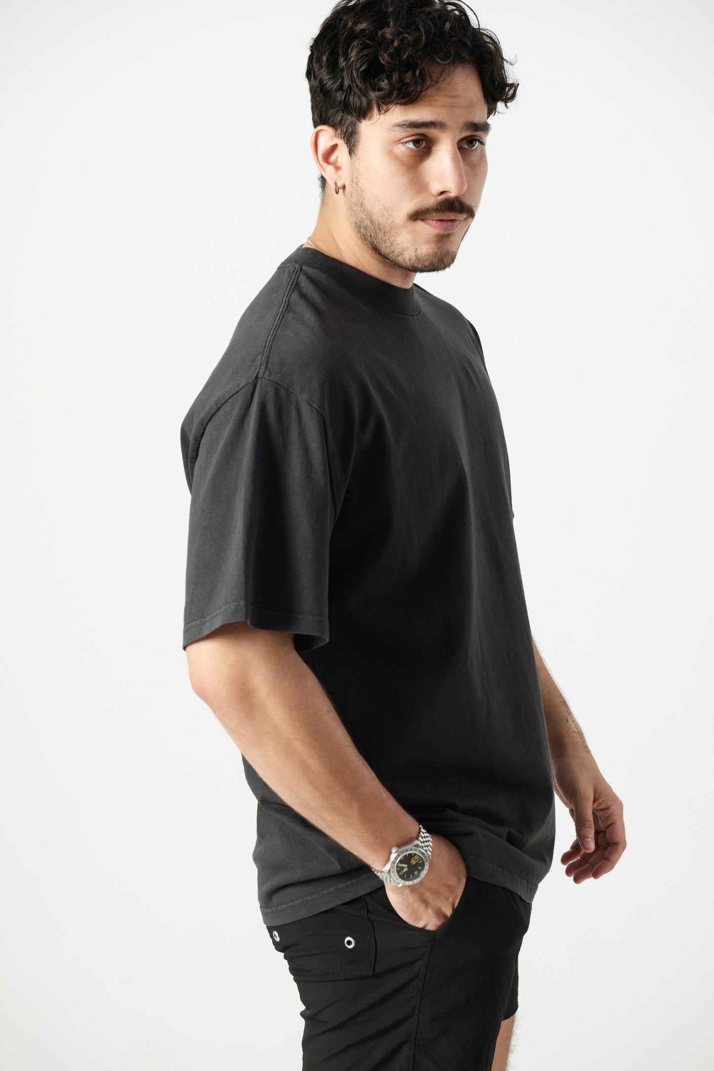 Oversized T-Shirts negro retro