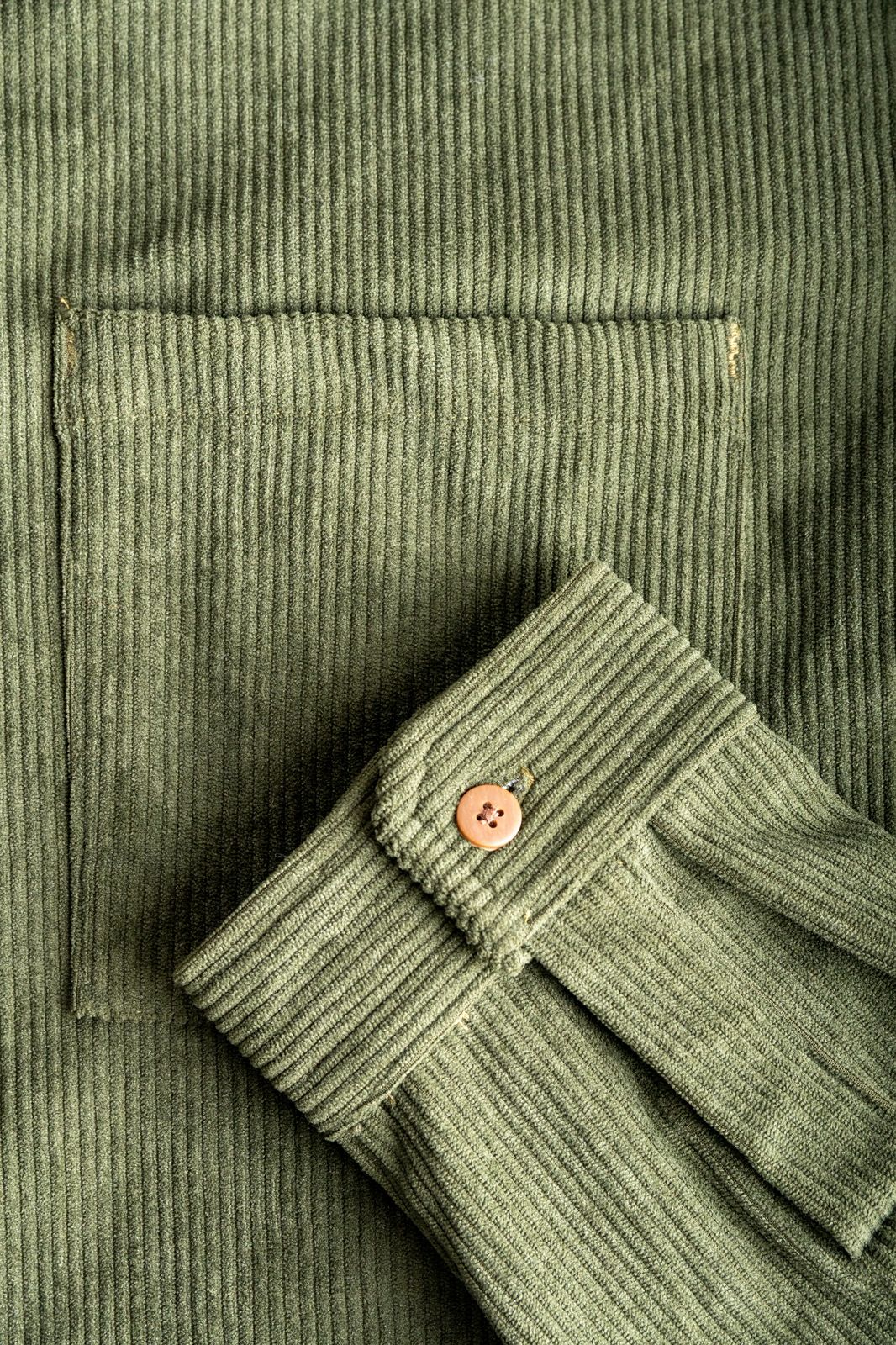 River Cord Shirt - Verde Pino