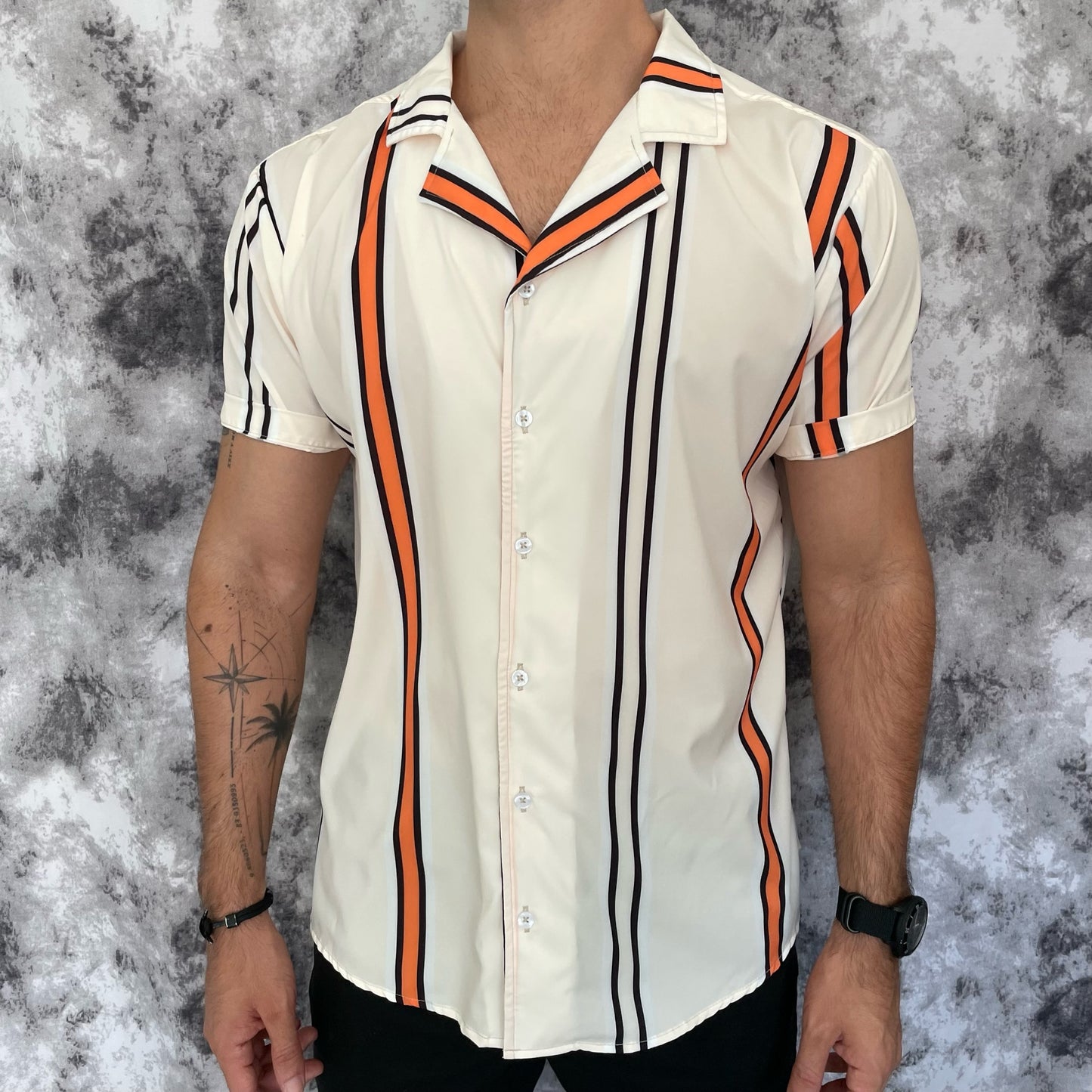 Camisa Crema Rayas Negro y Naranja